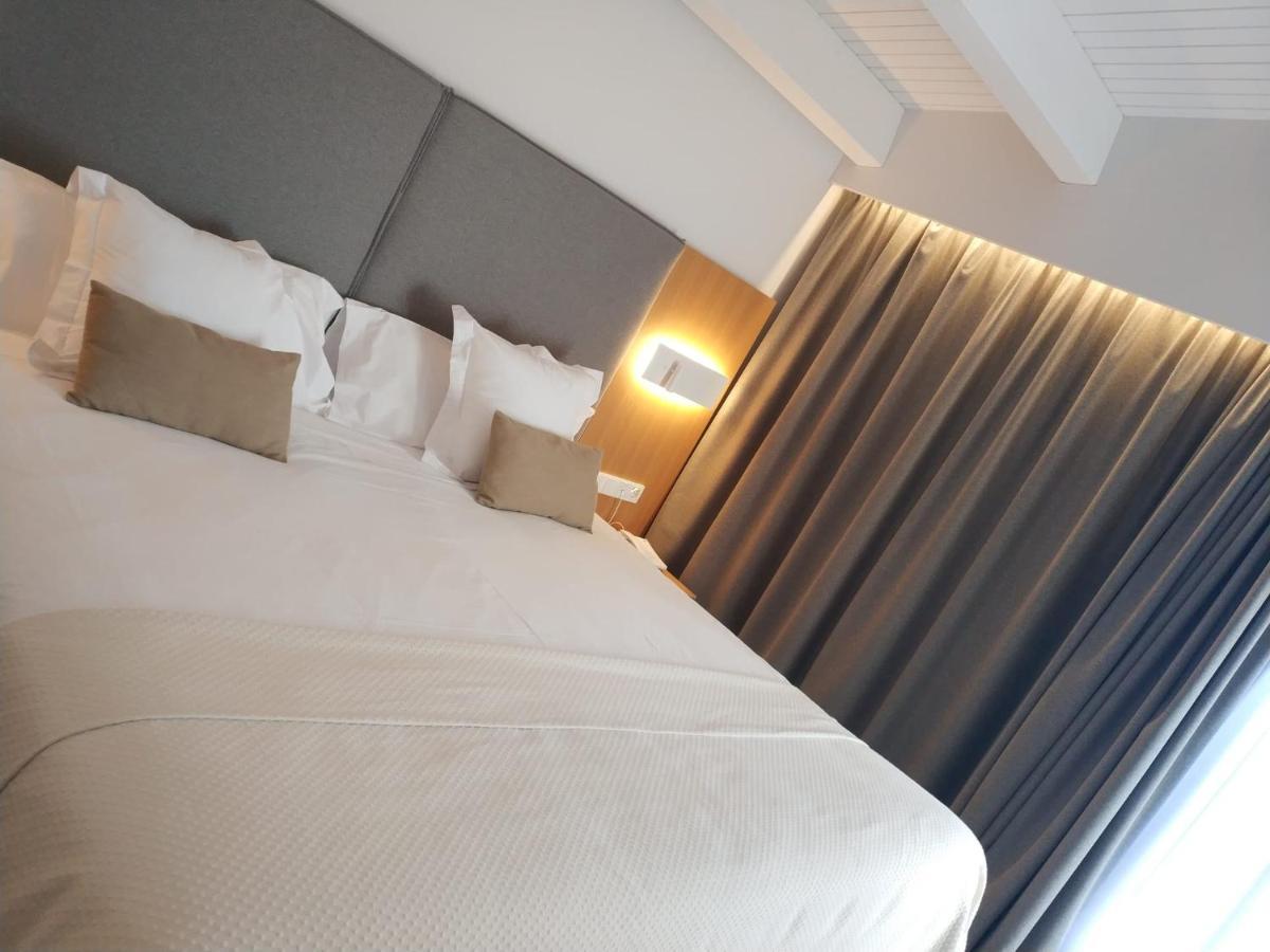 Hotel Mas Catxina Deltebre Bagian luar foto